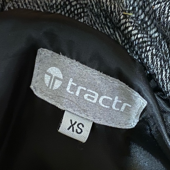 Tractr Herringbone Tweed Puffer Vest - Picture 2 of 3